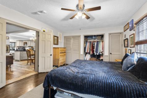 78 Main Street Newtown CT 06470