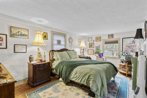 78 Main Street Newtown CT 06470