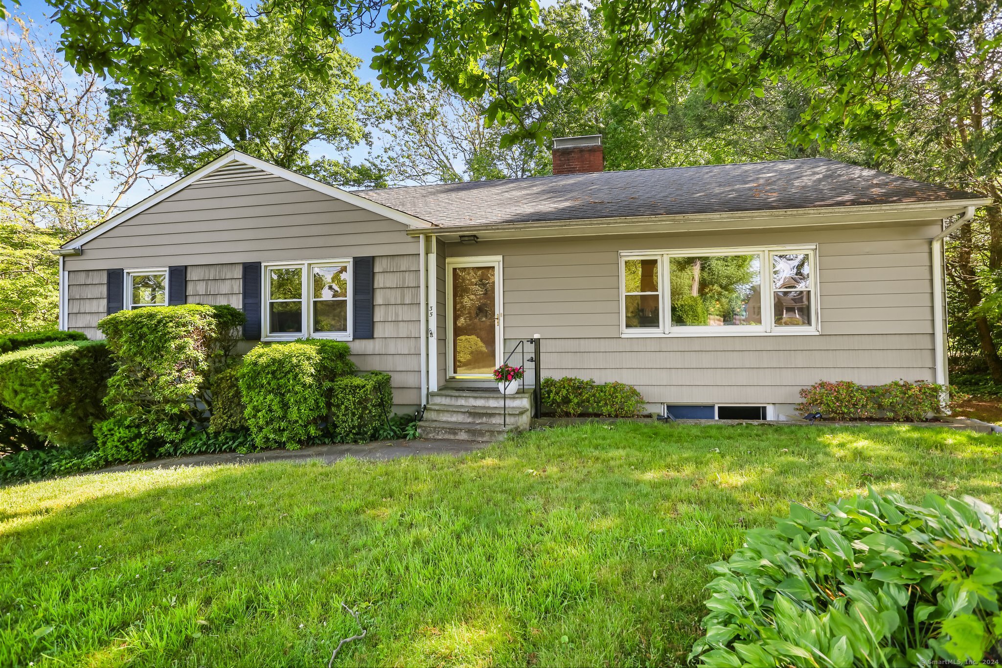 35 Berrian Road Stamford CT 06905