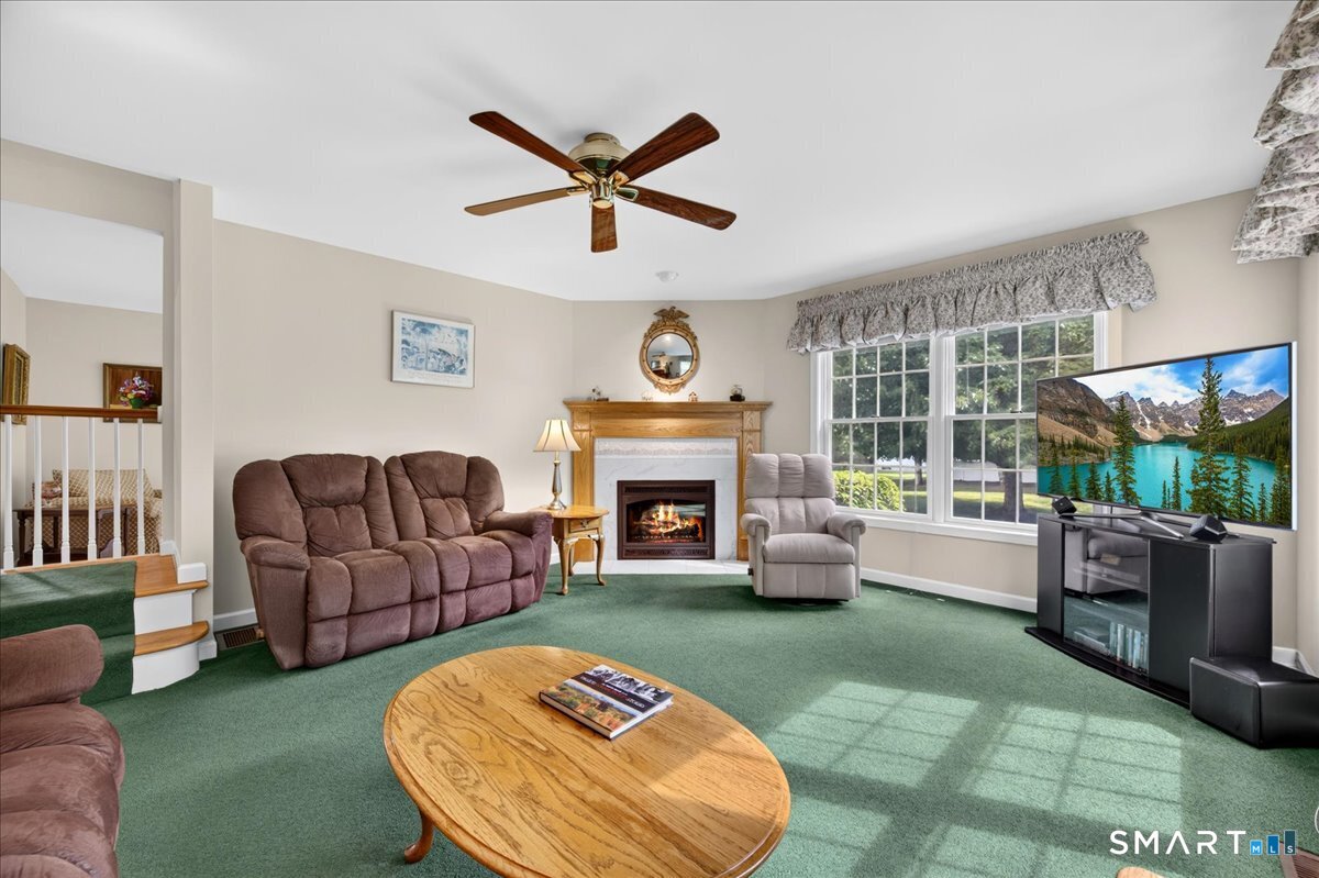 13 High Field Lane Chester CT 06412