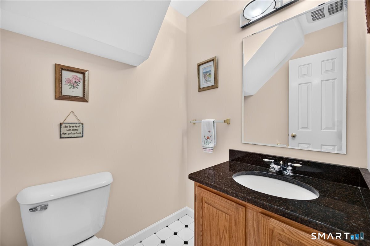 13 High Field Lane Chester CT 06412