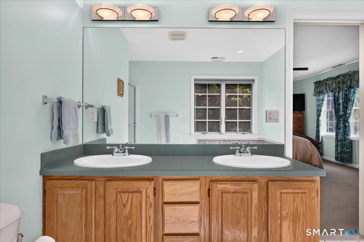 13 High Field Lane Chester CT 06412
