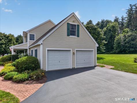13 High Field Lane Chester CT 06412