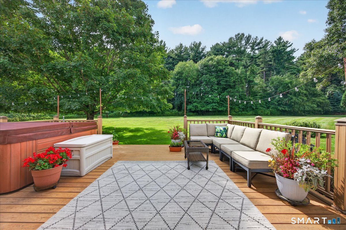 13 High Field Lane Chester CT 06412