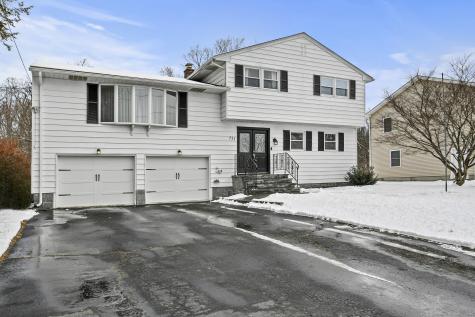 731 Oronoke Road Waterbury CT 06708