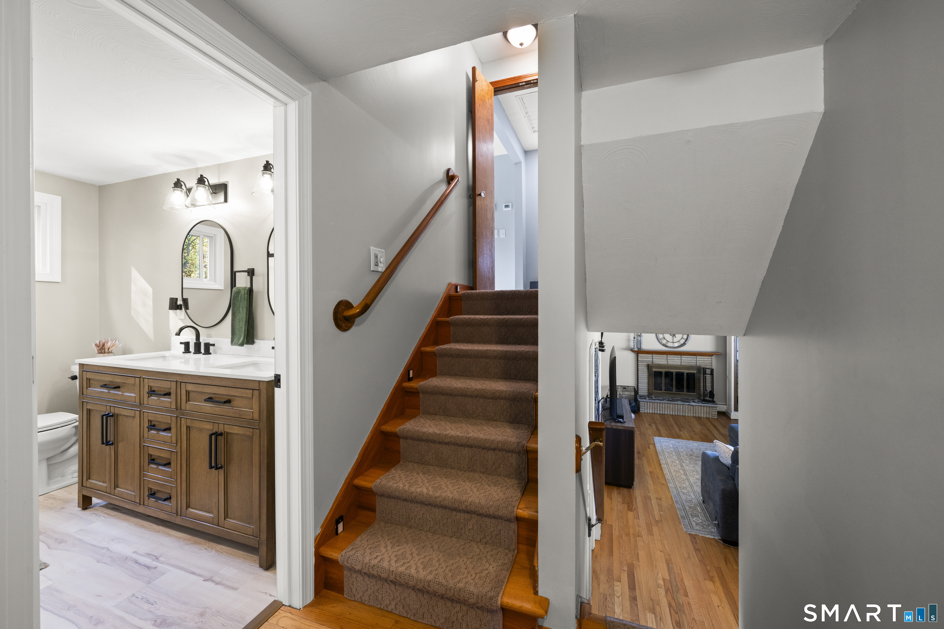 799 Bridge Street Suffield CT 06078