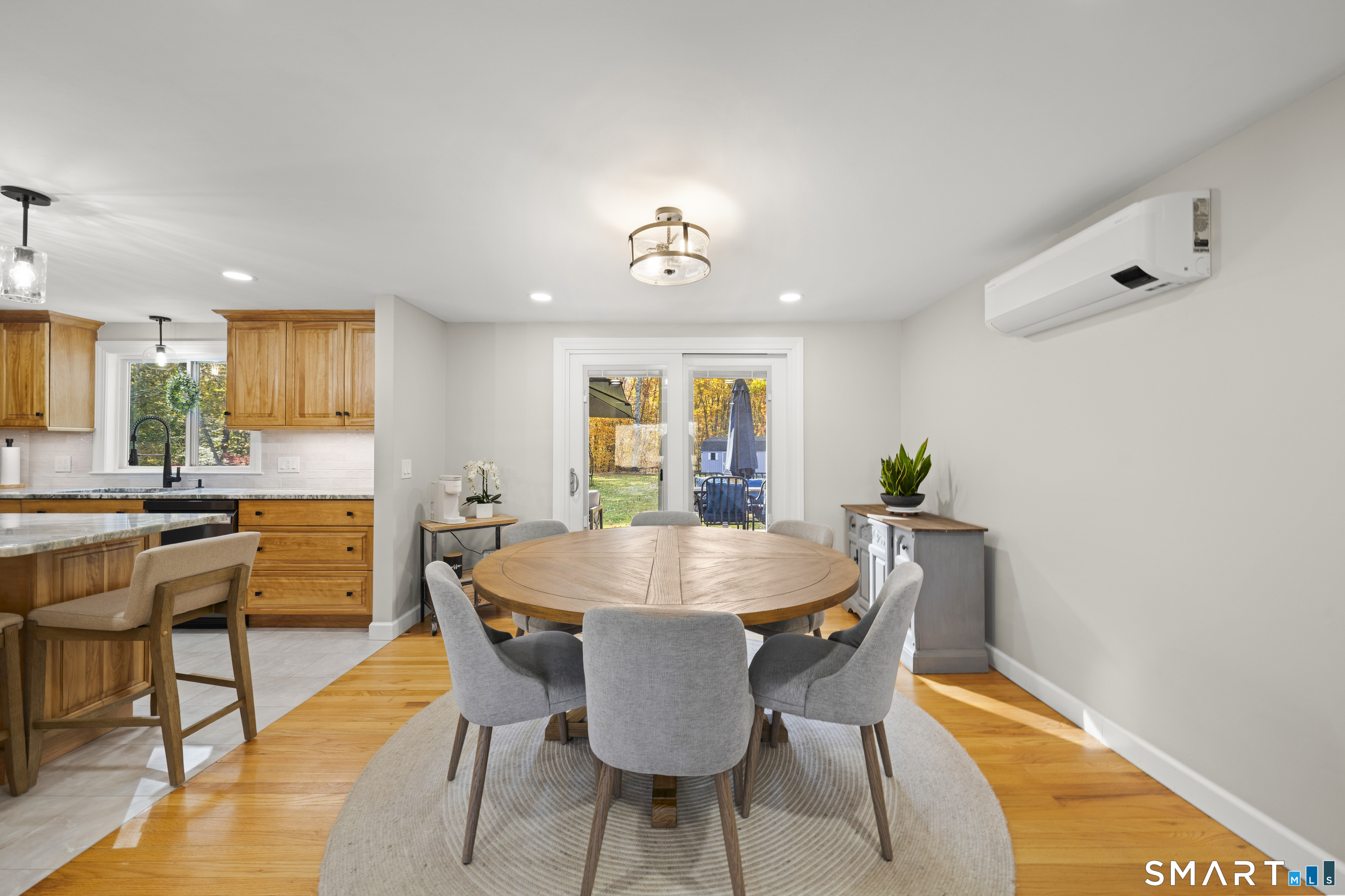 799 Bridge Street Suffield CT 06078