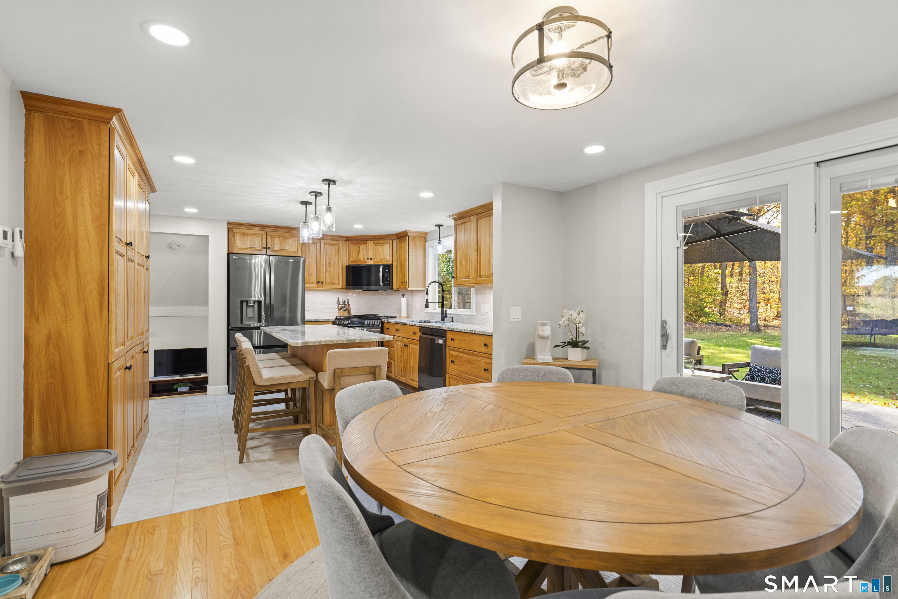 799 Bridge Street Suffield CT 06078