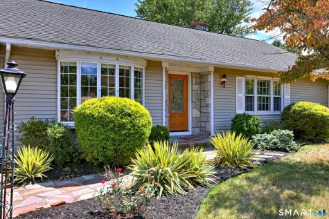 1085 Dunbar Hill Road Hamden CT 06514