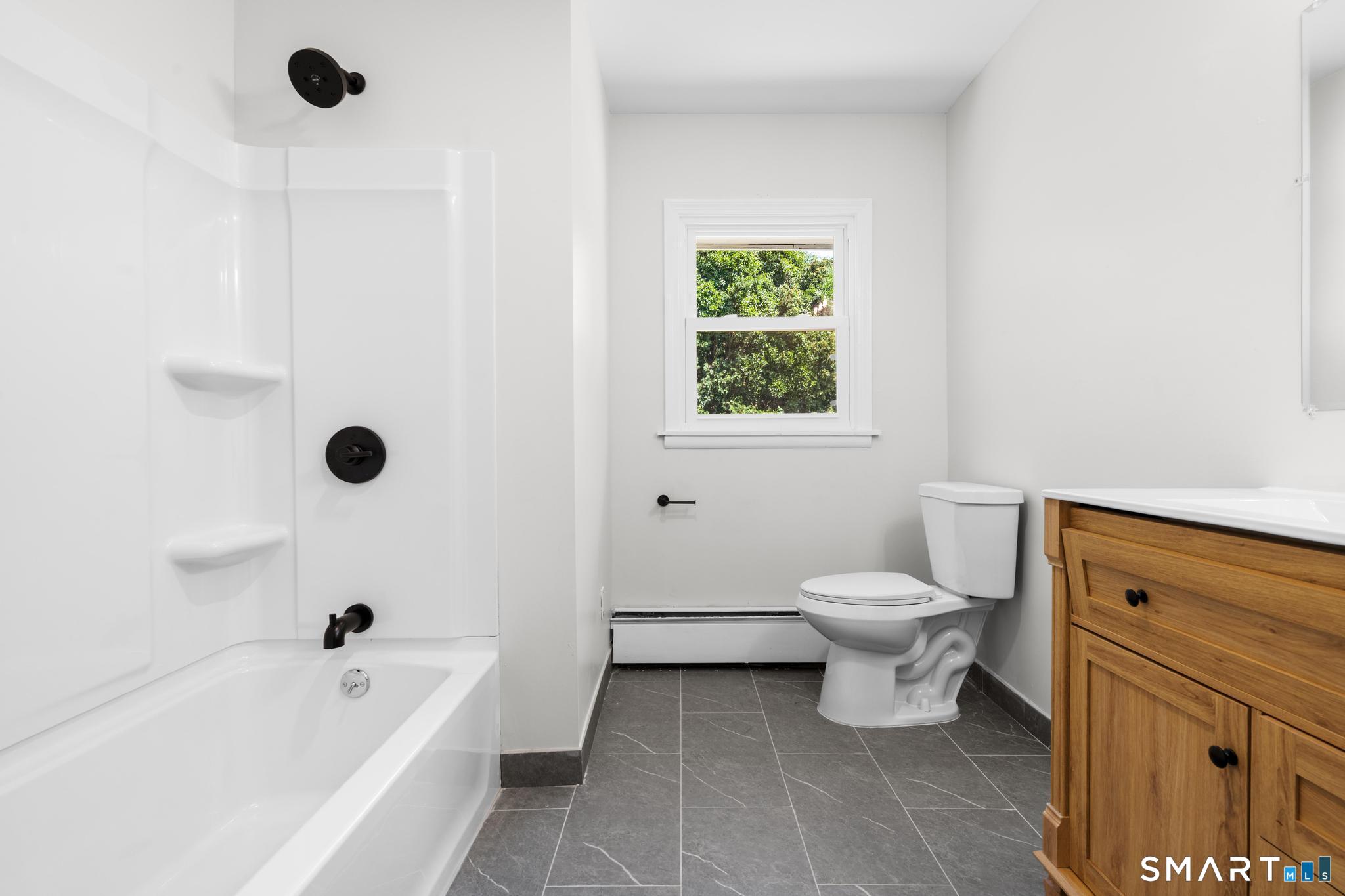 27 Sycamore Road Norwich CT 06360