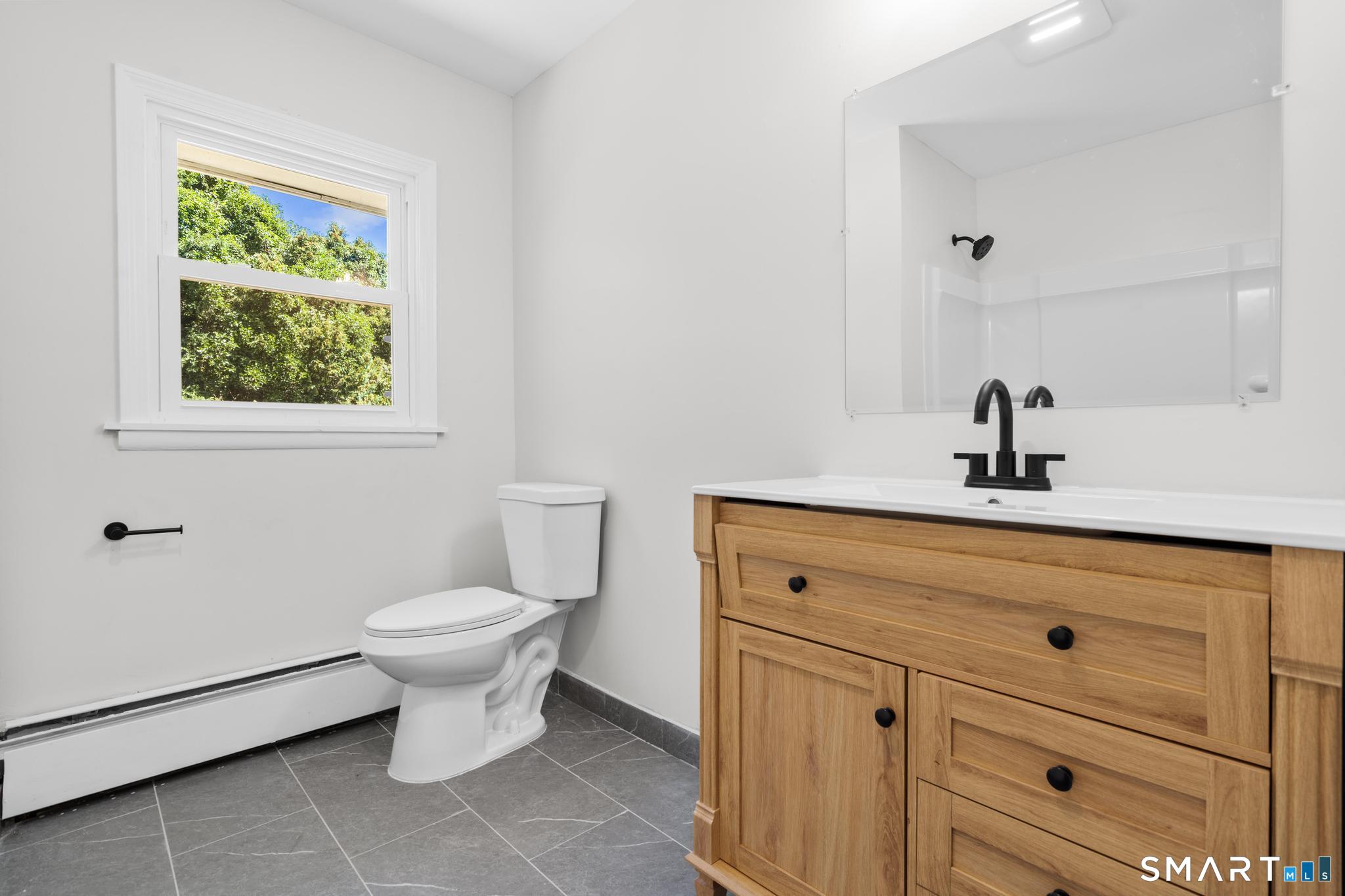 27 Sycamore Road Norwich CT 06360