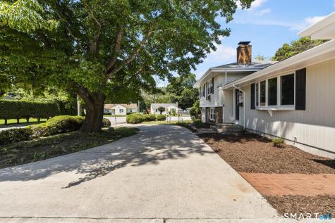 27 Sycamore Road Norwich CT 06360