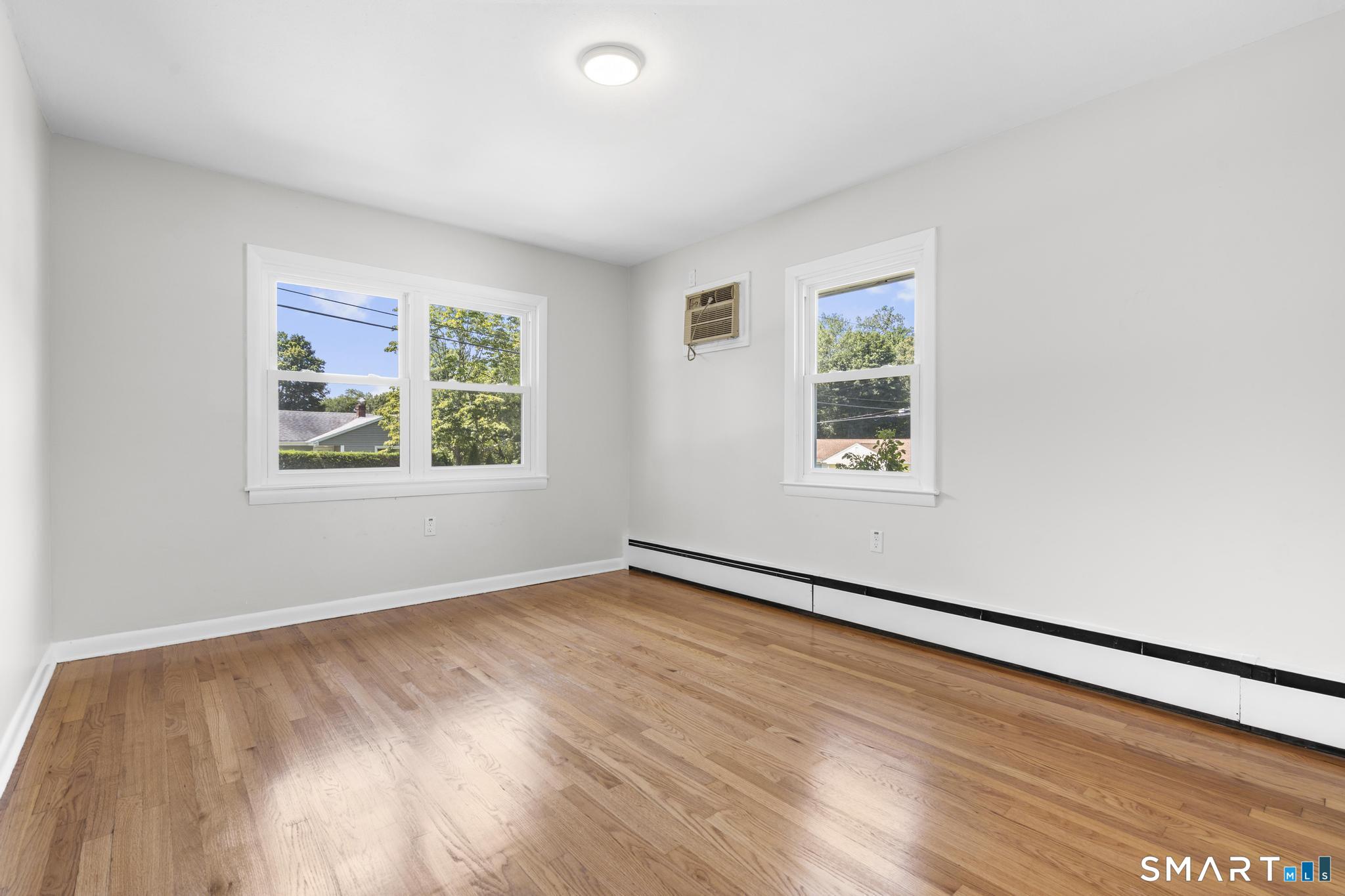 27 Sycamore Road Norwich CT 06360