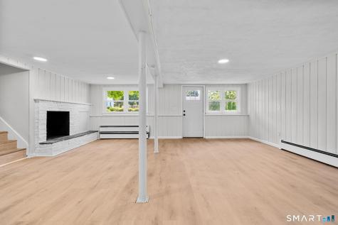 27 Sycamore Road Norwich CT 06360
