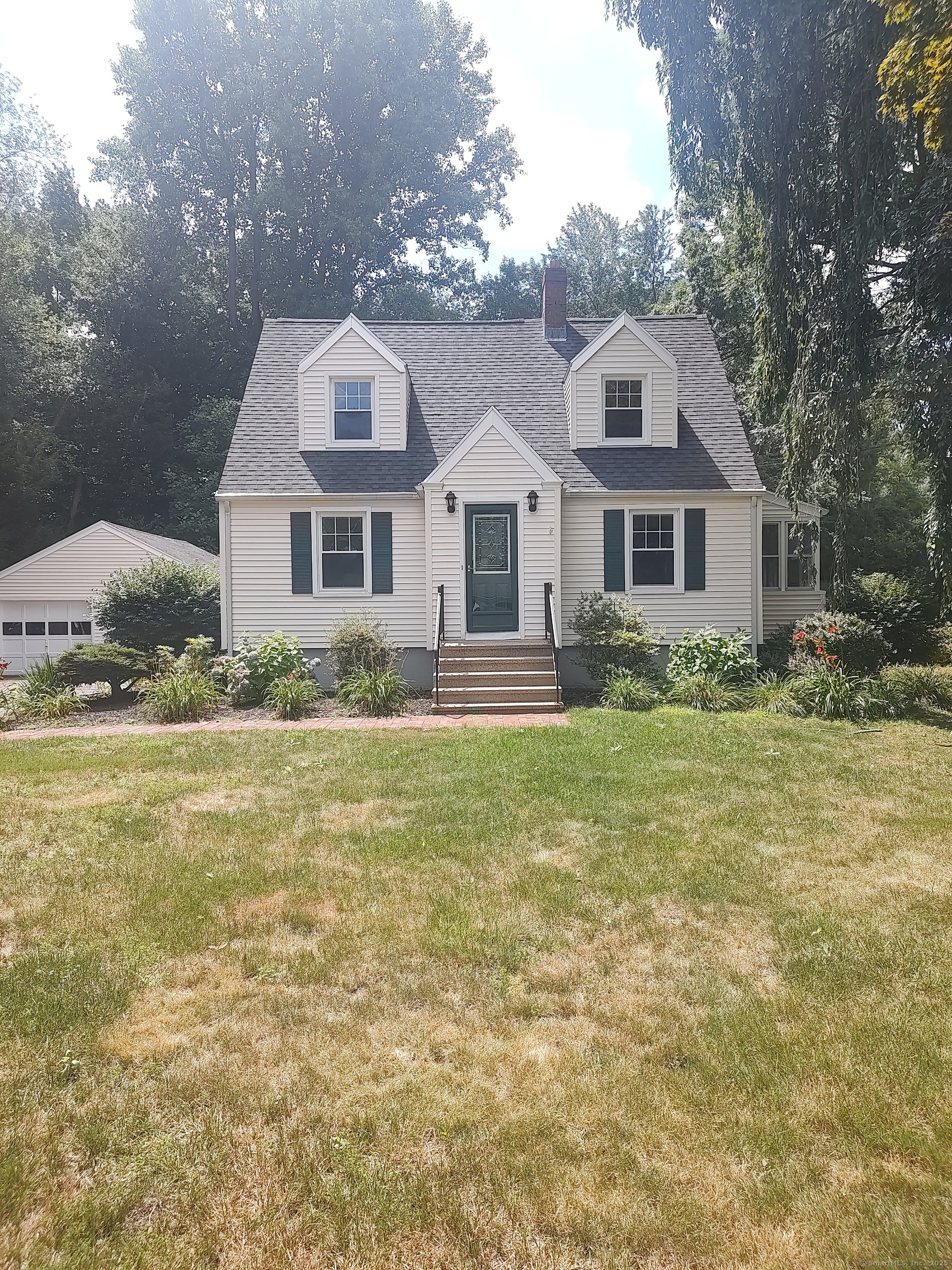 24 North Avenue North Haven CT 06473