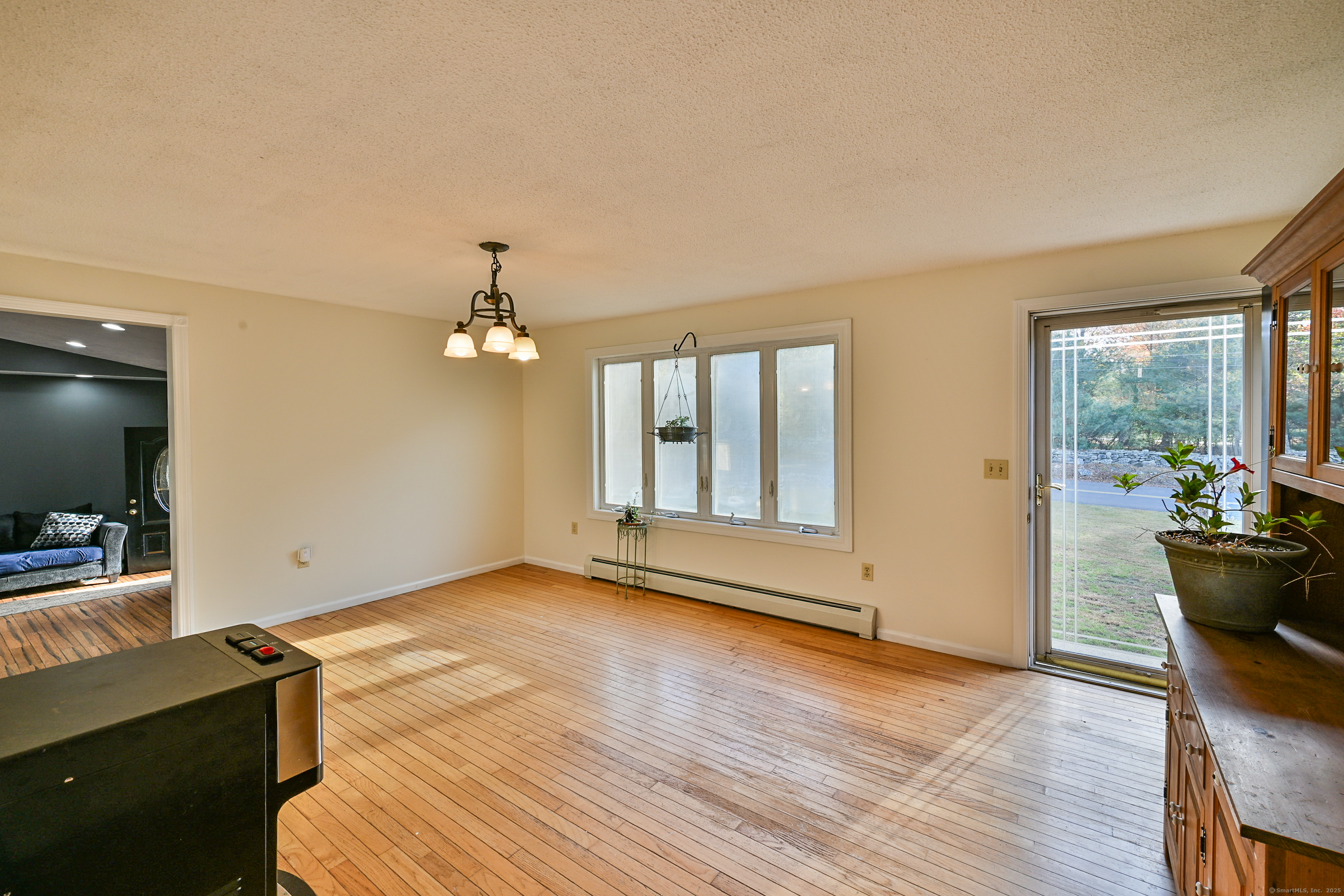 232 Pompeo Road Thompson CT 06255