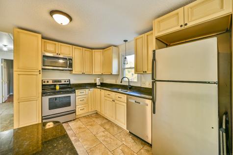 232 Pompeo Road Thompson CT 06255