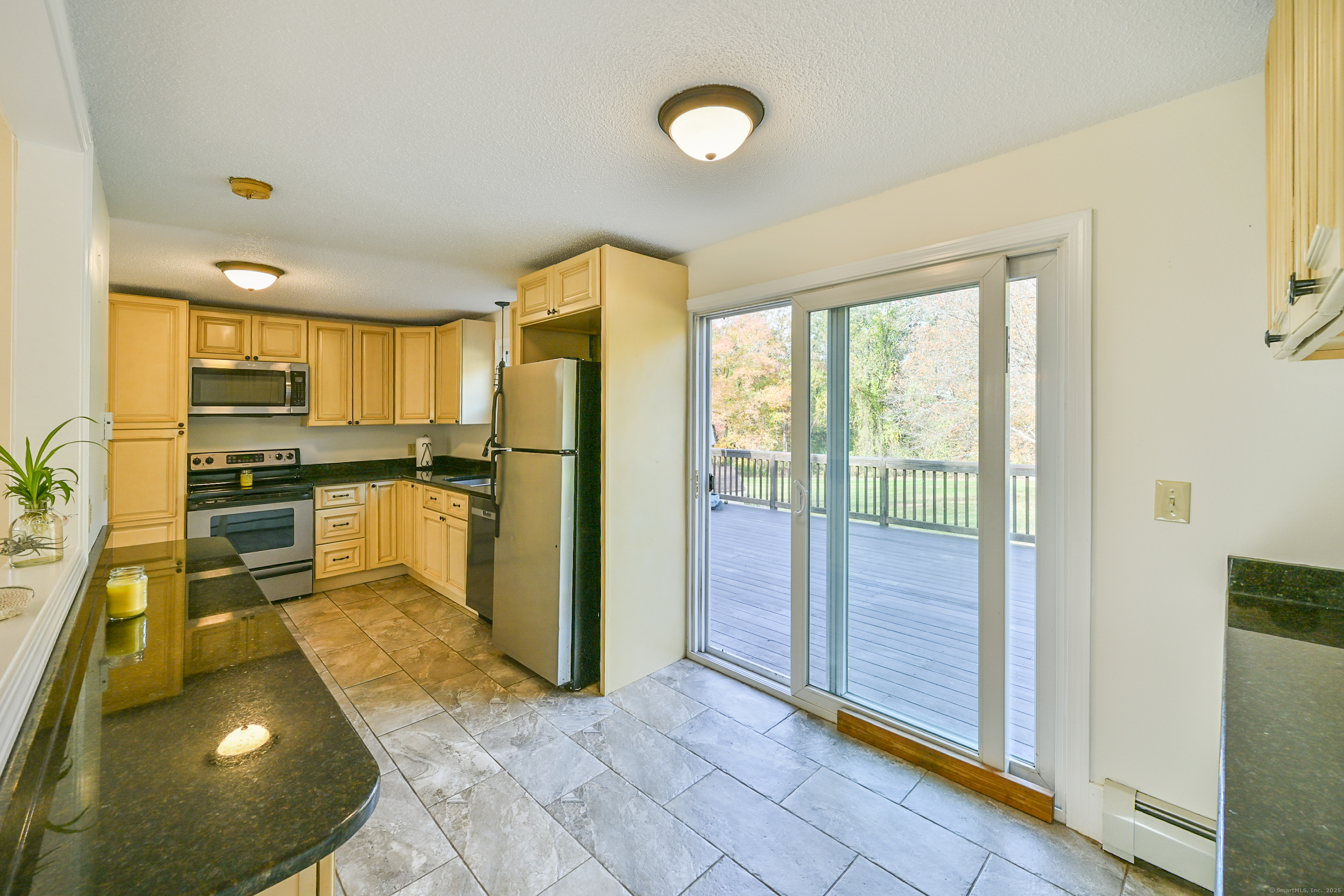 232 Pompeo Road Thompson CT 06255