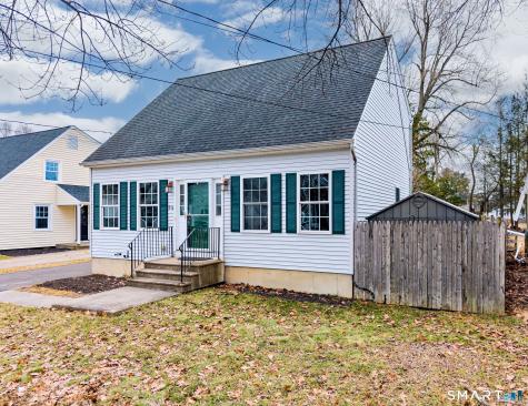 25 Woodlawn Avenue Enfield CT 06082