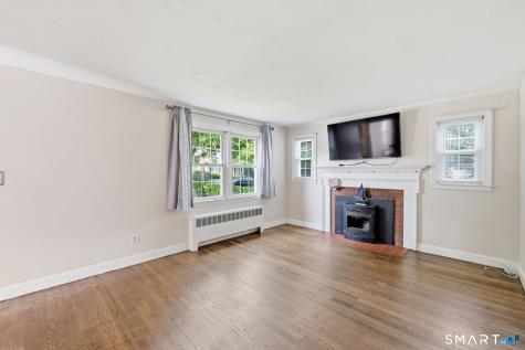 88 Delmont Street Manchester CT 06042