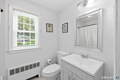 88 Delmont Street Manchester CT 06042