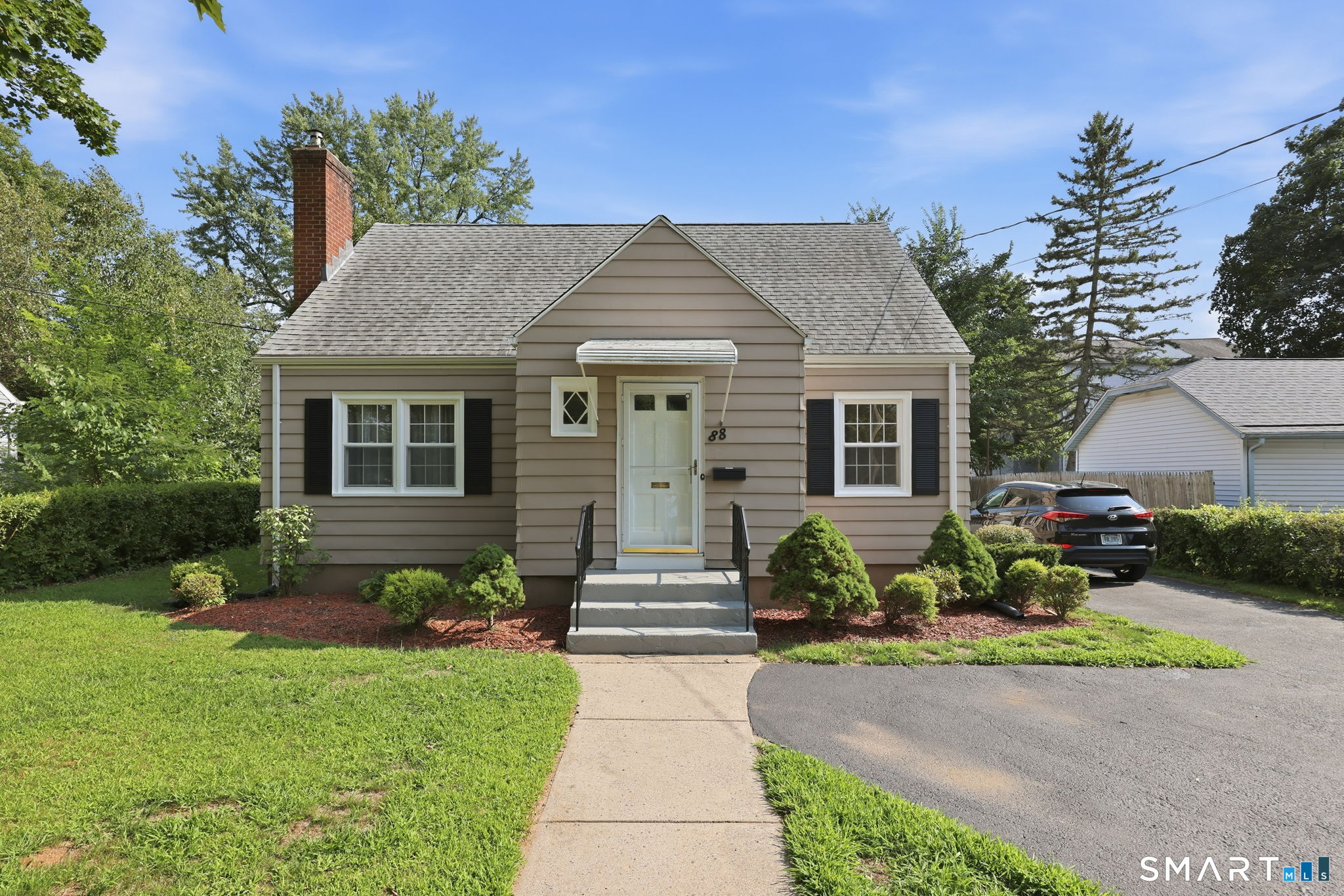88 Delmont Street Manchester CT 06042