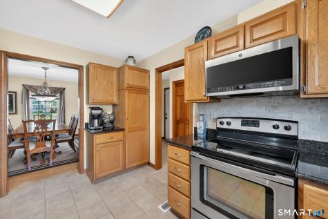 14 Hampden Place Windsor CT 06095