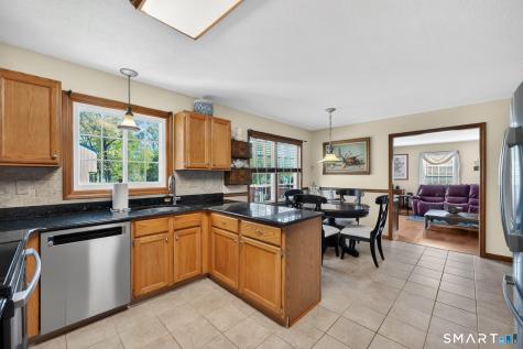 14 Hampden Place Windsor CT 06095