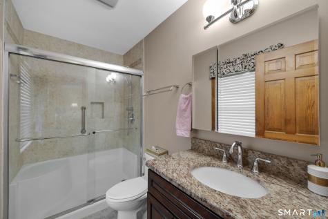 14 Hampden Place Windsor CT 06095