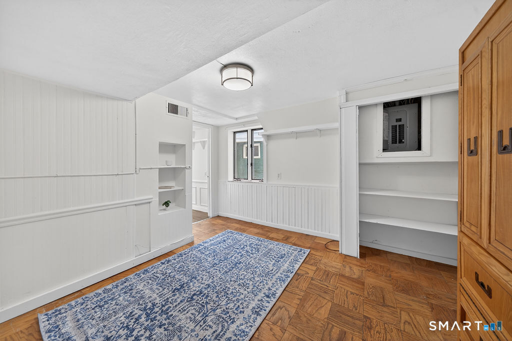 134 Greenwich Avenue New Haven CT 06519