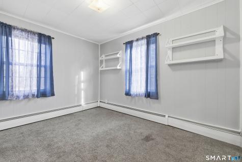 32 Concord Court Groton CT 06340