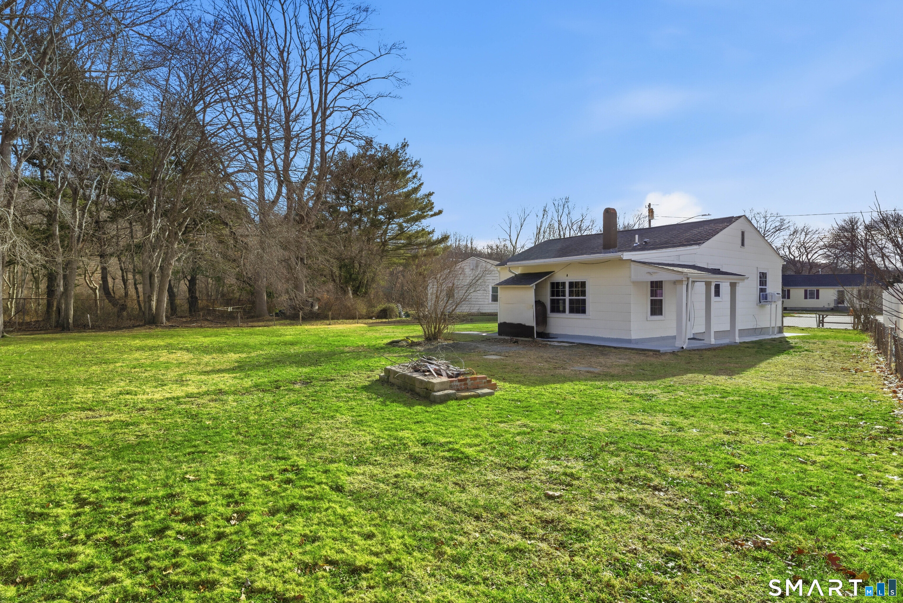 32 Concord Court Groton CT 06340