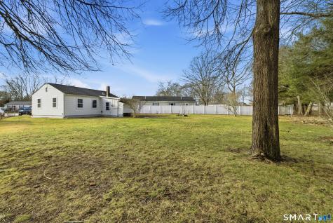 32 Concord Court Groton CT 06340