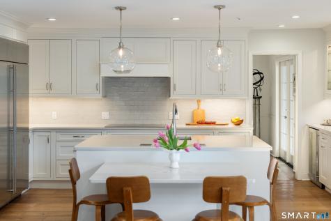 370 Rowayton Avenue Norwalk CT 06853