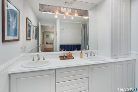 370 Rowayton Avenue Norwalk CT 06853