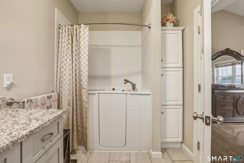 3 Jessie Lane East Windsor CT 06016