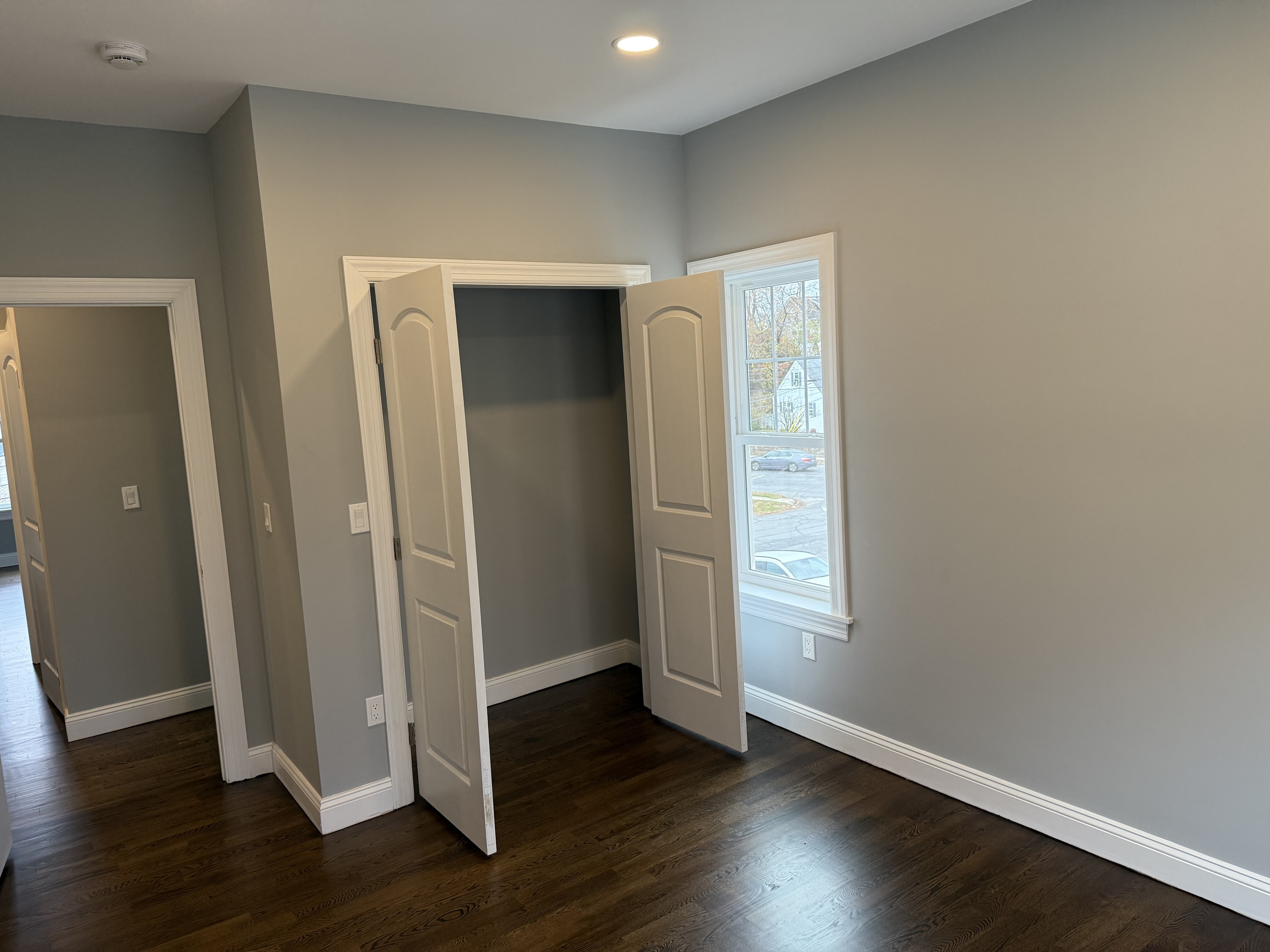 288 Sunrise Terrace Bridgeport CT 06606