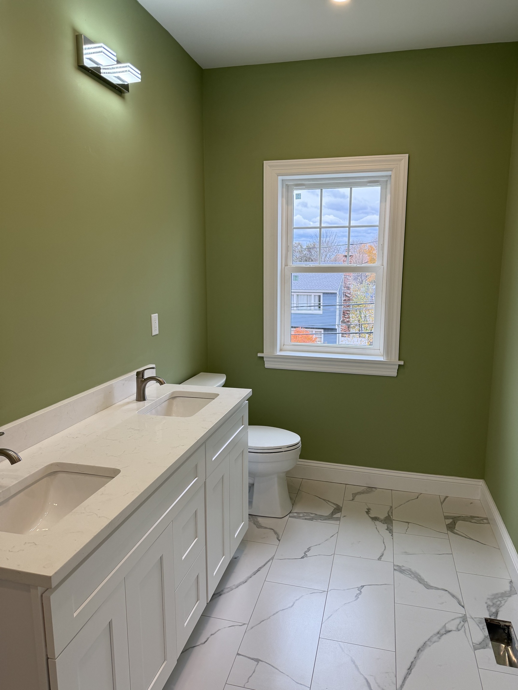 288 Sunrise Terrace Bridgeport CT 06606