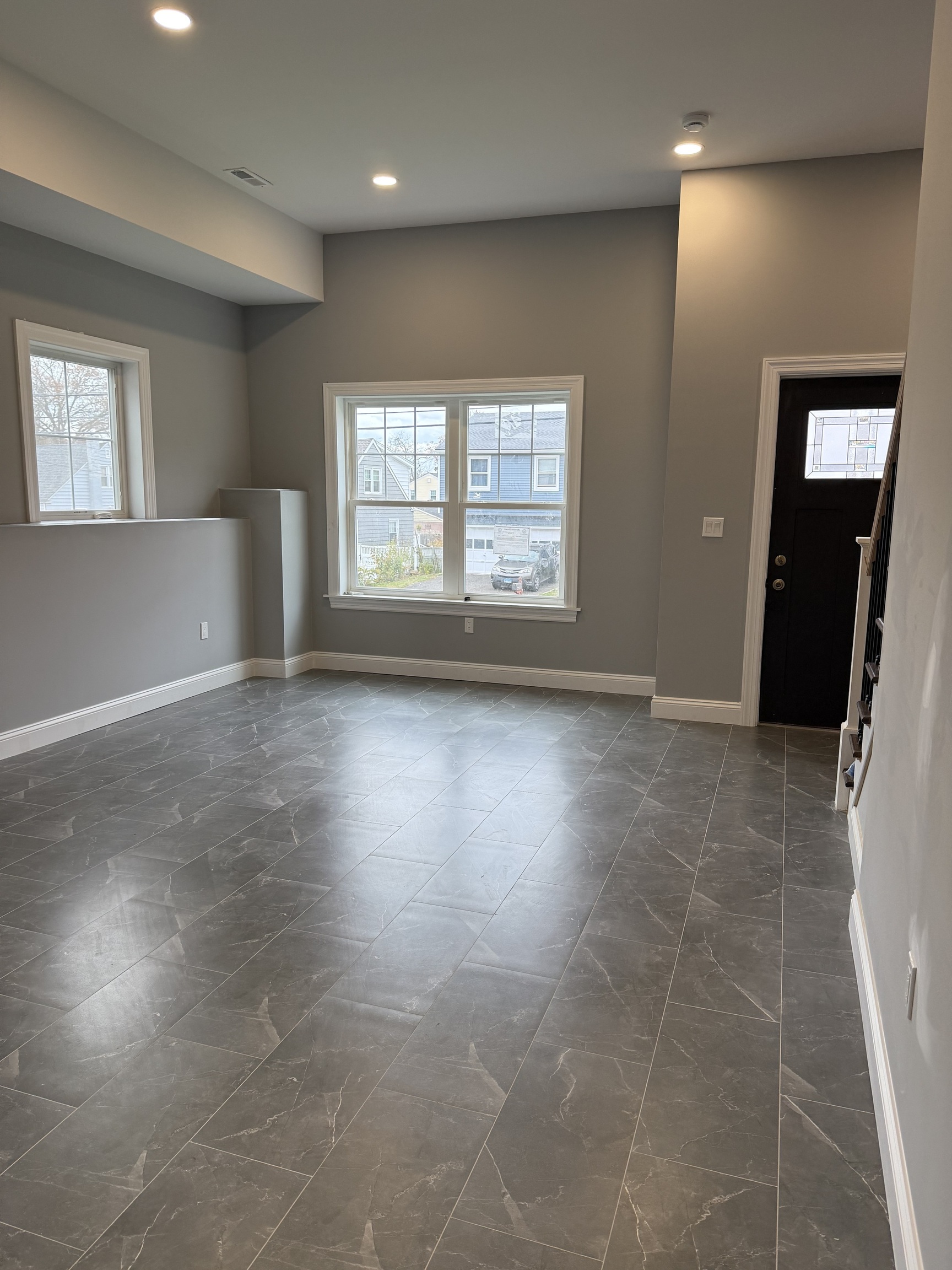 288 Sunrise Terrace Bridgeport CT 06606