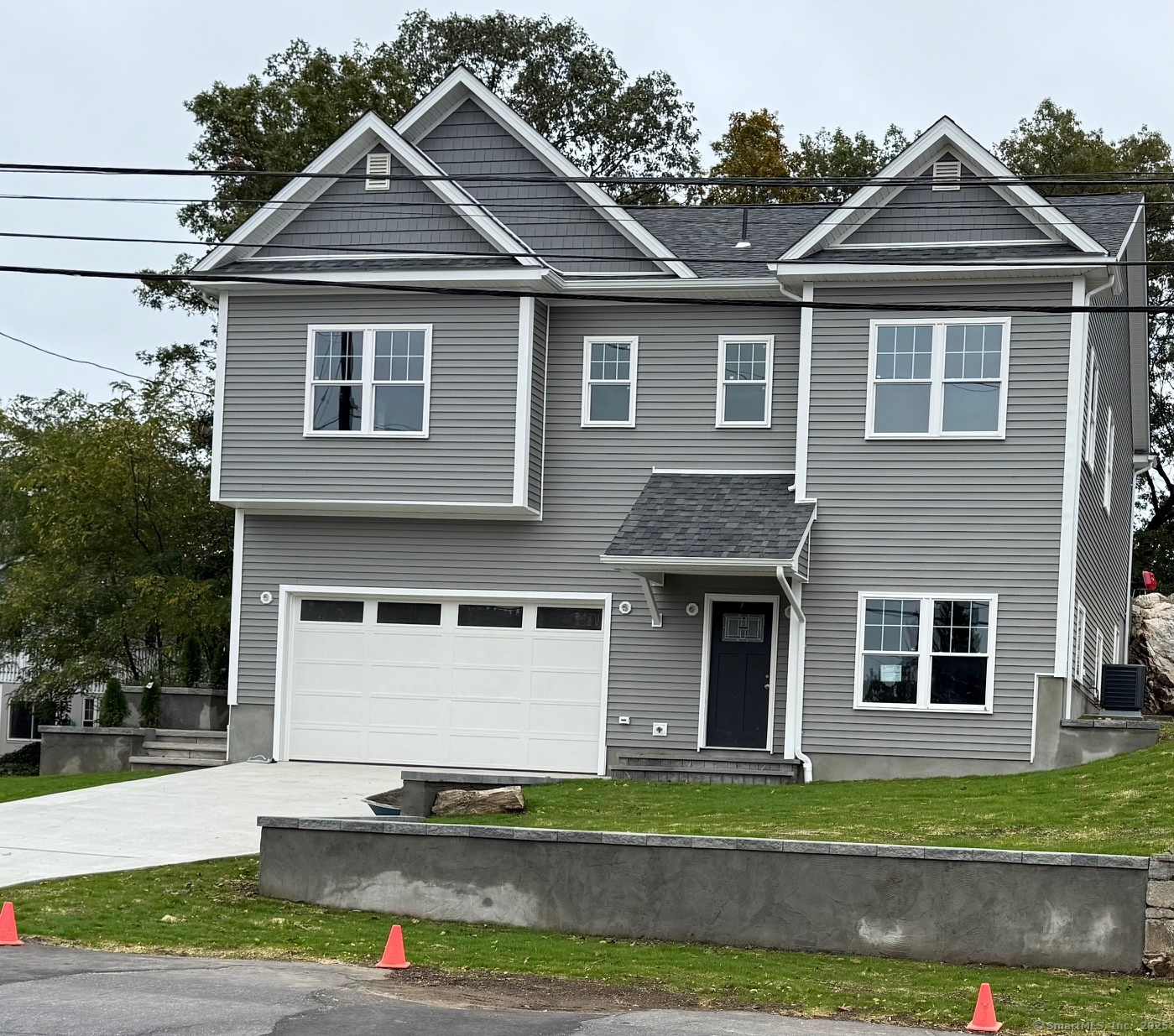 288 Sunrise Terrace Bridgeport CT 06606