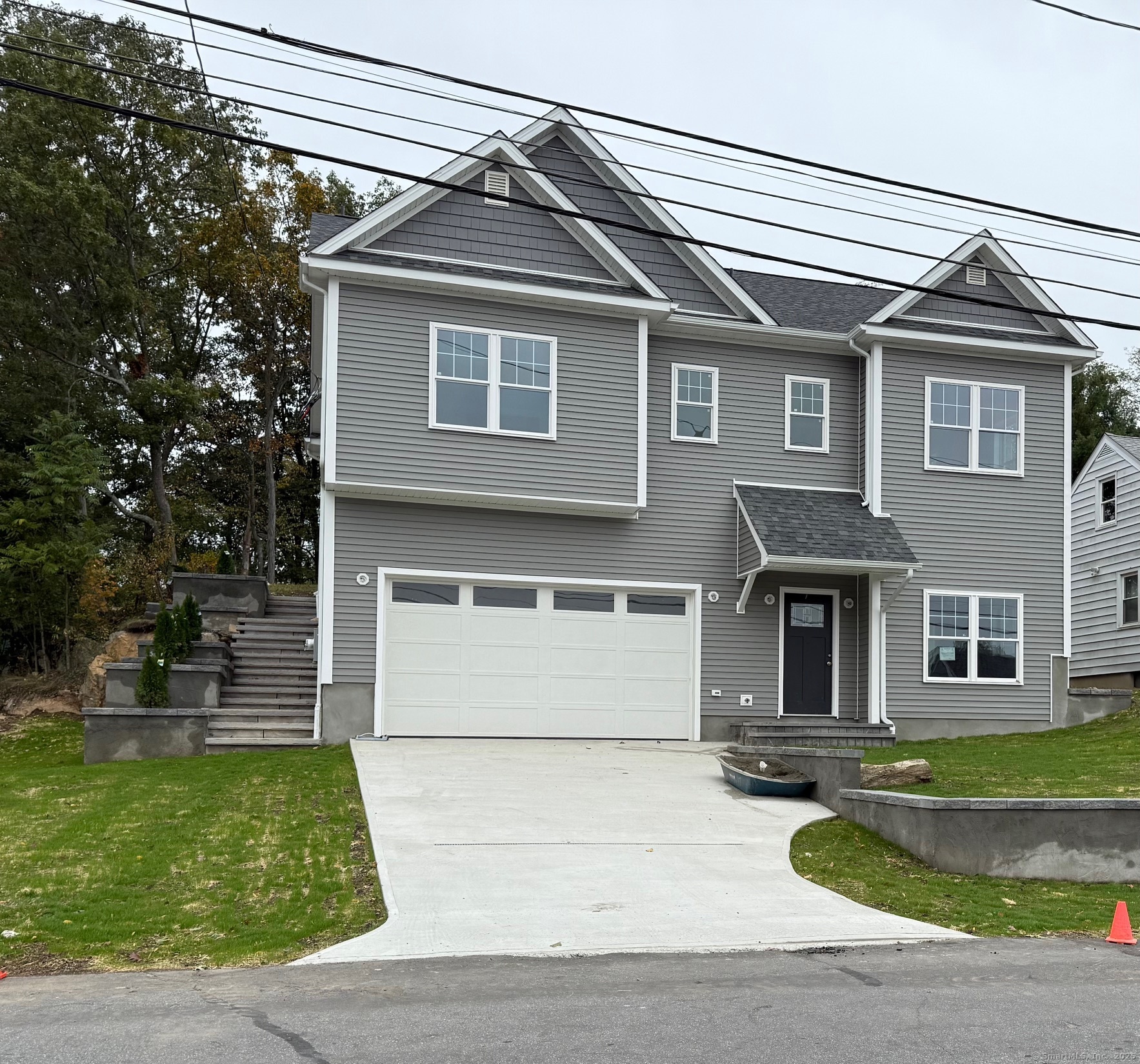 288 Sunrise Terrace Bridgeport CT 06606