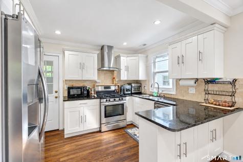 221 Third Avenue West Haven CT 06516