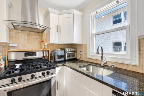 221 Third Avenue West Haven CT 06516