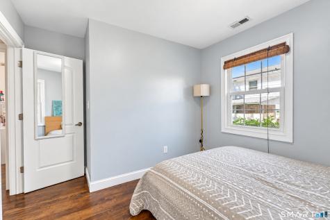 221 Third Avenue West Haven CT 06516