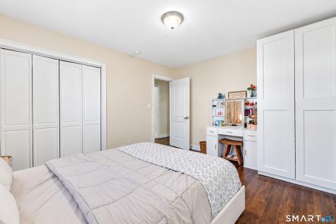 221 Third Avenue West Haven CT 06516