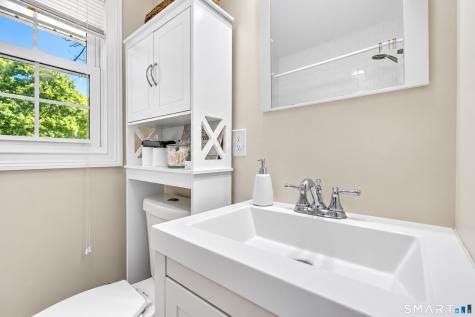 221 Third Avenue West Haven CT 06516