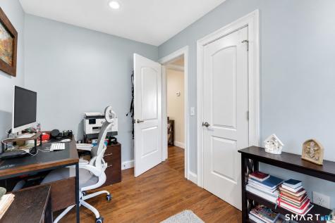 221 Third Avenue West Haven CT 06516