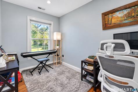 221 Third Avenue West Haven CT 06516