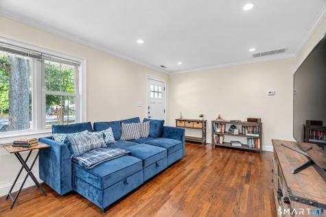 221 Third Avenue West Haven CT 06516