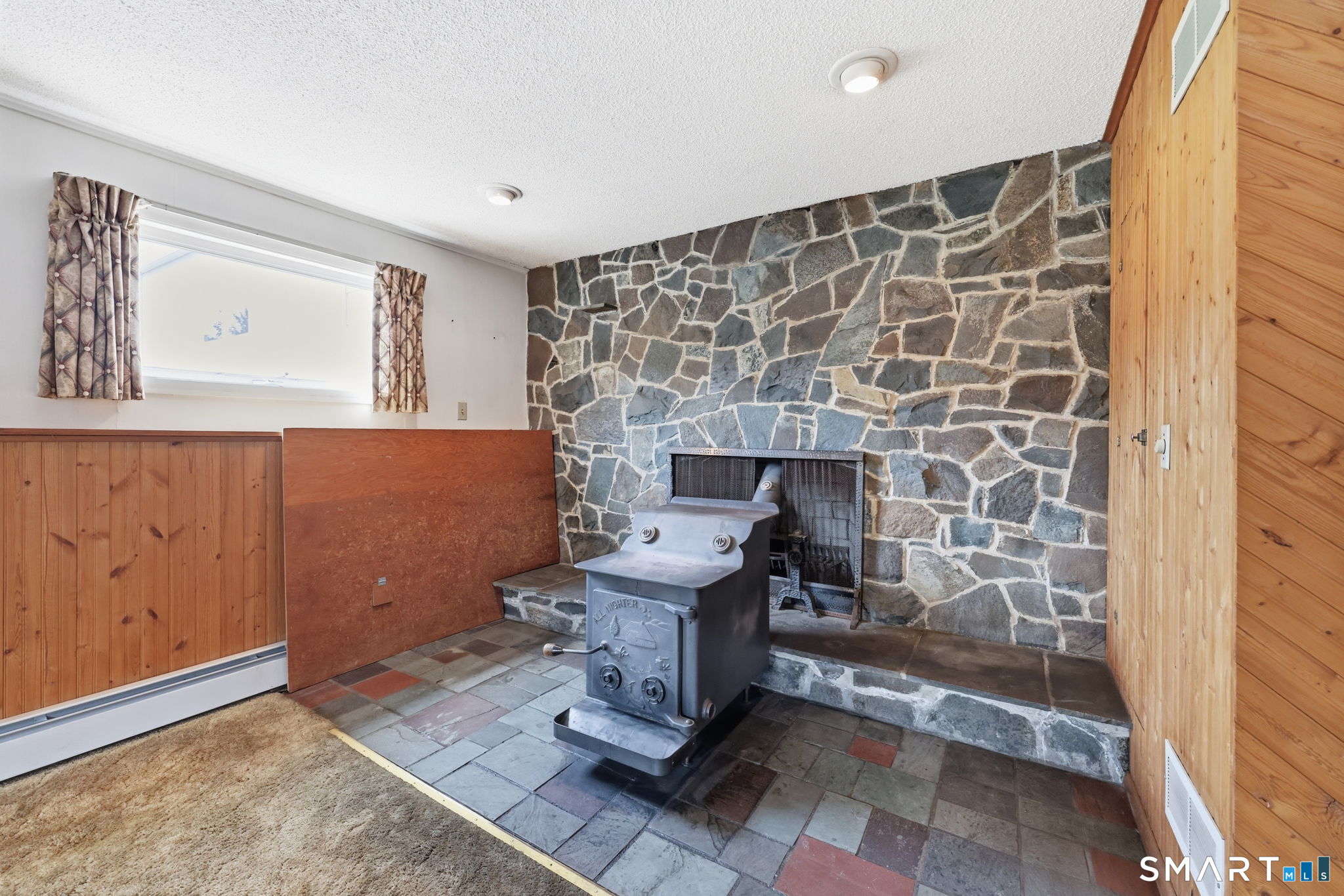 37 Ronda Drive South Windsor CT 06074